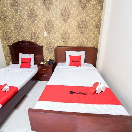 Reddoorz Near 23Rd September Park Hotel Ho Chi Minh City Bagian luar foto